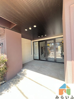 【エントランス】 | リラ出来町