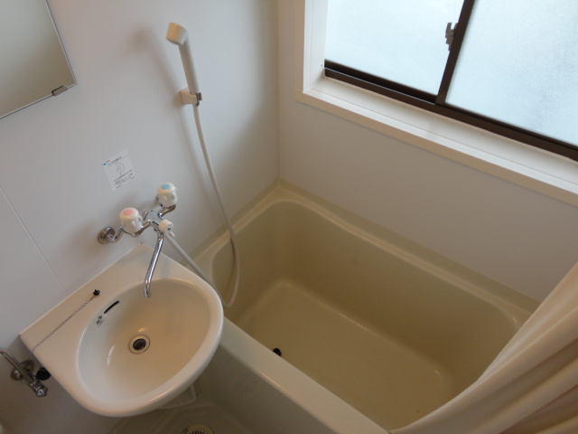 コーポ谷口の浴室