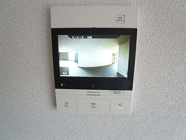 アルタイル中上のセキュリティ|大きなモニターフォンで顔が分かり安心です