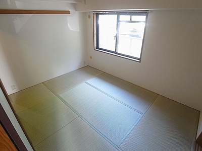 【内装】 | アルタイル中上 | 綺麗な畳の和室