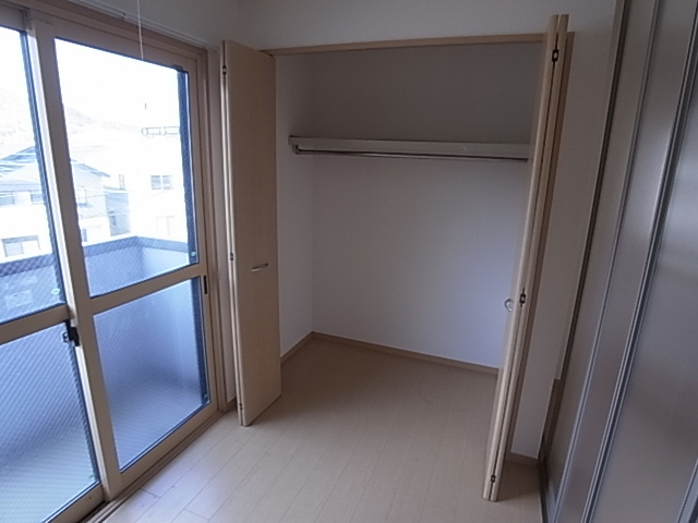 神戸市北区谷上南町のアパートの収納|クローゼット