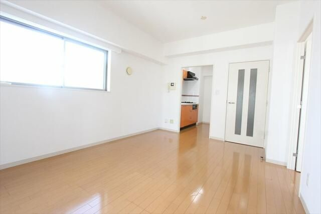 レジーナ浅草橋の居間・リビング