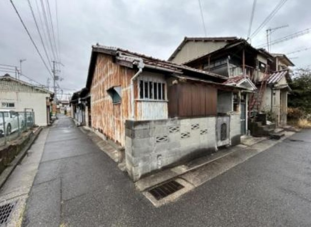 神戸市西区玉津町上池の前面道路含む現地写真
