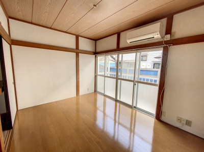 【居間・リビング】 | ハイツコウチ