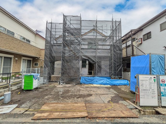 八王子市　散田町　新築一戸建て　３期の外観|～めじろ台駅徒歩15分・西八王子駅徒歩17分　ZEH水準の省エネ住宅　並列3台駐車可能～