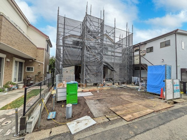 八王子市　散田町　新築一戸建て　３期の駐車場|～並列3台駐車可能カースペース付き～