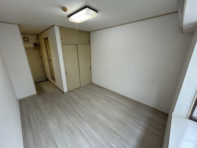 リベラシオンの内装