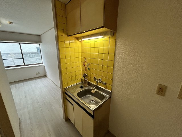 リベラシオンのキッチン