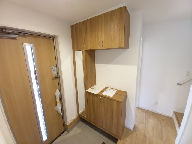 ◇平下平窪　6期　全4棟／2号棟　いわき駅まで車で9分♪◇の玄関|同施工◆玄関の写真です◆
お洒落な玄関は気分が良いですね♪