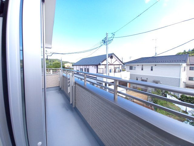 ◇平下平窪　6期　全4棟／2号棟　いわき駅まで車で9分♪◇のバルコニー|同施工◆バルコニーの写真です◆　たくさん干せてよく乾き、いつもふかふかの洗濯物！心地よい日差しやさわやかな風を感じることができます。

