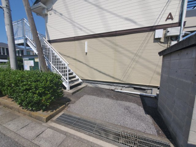 【エントランス】 | エスポアール中村A