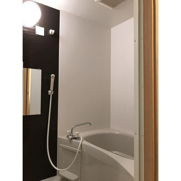 A・City柴田の浴室