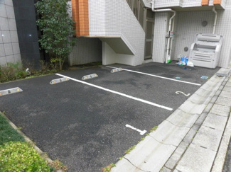 【駐車場】