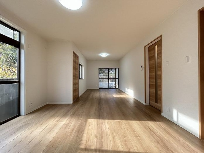 神戸市垂水区千鳥が丘1丁目の居間・リビング