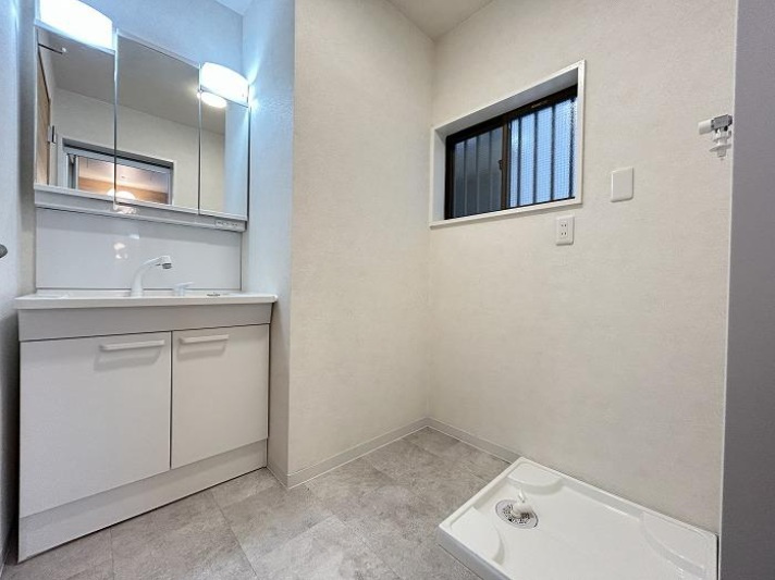 神戸市垂水区千鳥が丘1丁目の洗面所