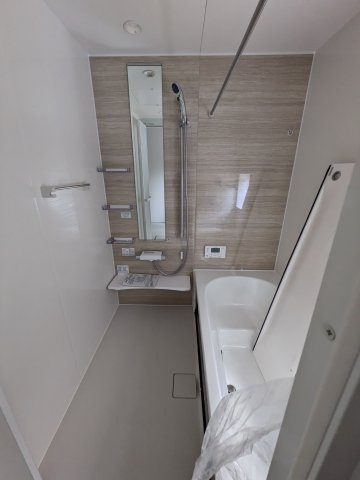 ◆新生活応援キャンペーン中！　小名浜林城　1号棟　オール電化新築建売住宅☆・。の浴室|同施工：ユニットバスの写真です。　毎日の疲れを癒す広々とした浴室は、足を伸ばしてゆっくりとくつろげます♪　音楽を聴いたり、自分だけの特別な時間に・・・♪半身浴にピッタリですね♪