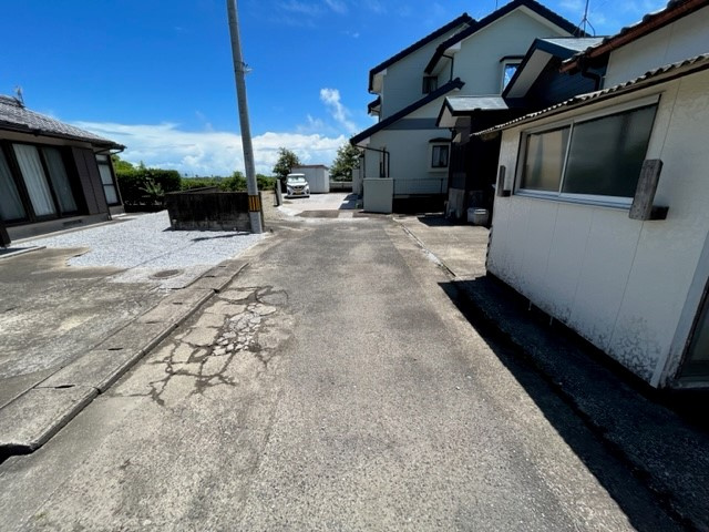 本郷1丁目の前面道路含む現地写真