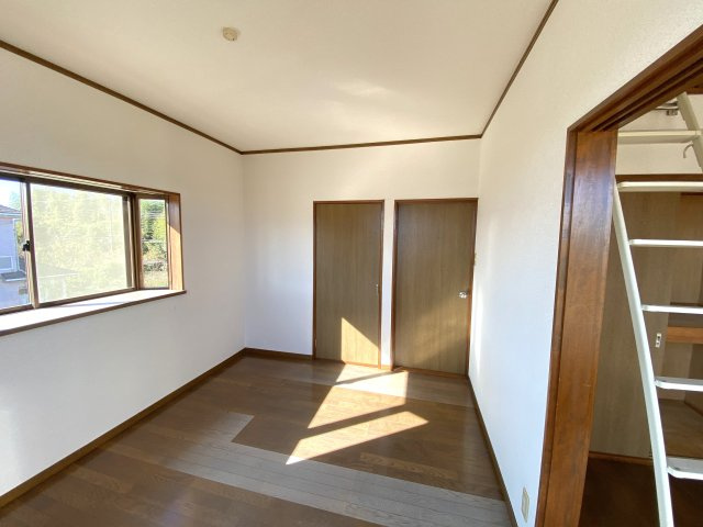 中村アパートの洋室