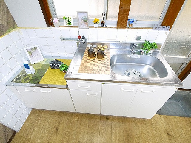 生駒市中菜畑2-1032-7貸家のキッチン|お料理しやすいキッチンです