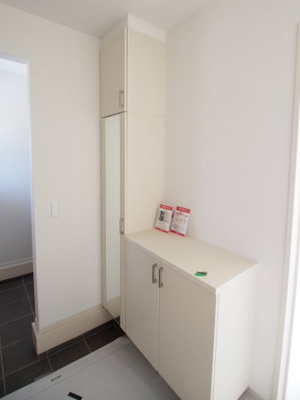 【玄関】 | Erde　伊達郡桑折町３期　１号棟