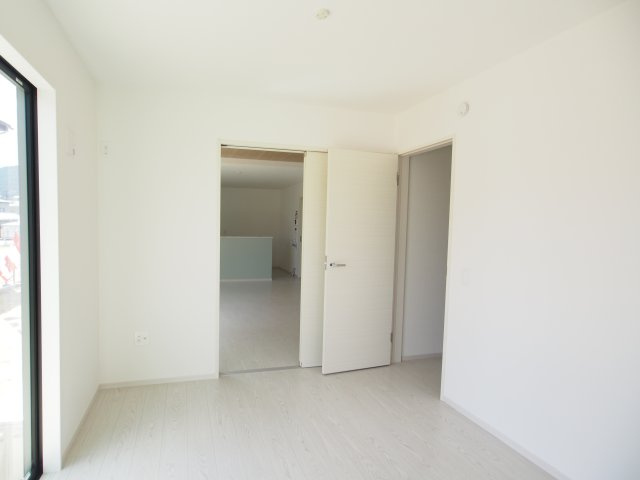 【洋室】 | Erde　伊達郡桑折町３期　１号棟 | ★内覧予約で新米４kg★