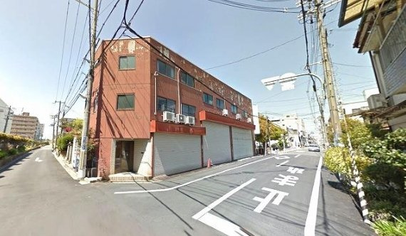 大阪府大東市新田本町　倉庫