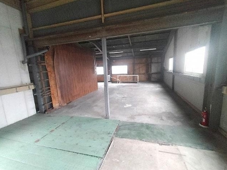 大阪府大東市新田本町　倉庫の内装