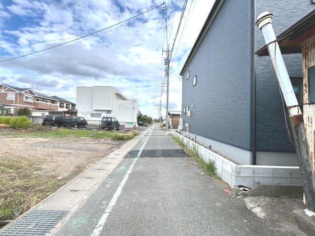 リーブルガーデン　一宮市大赤見（赤見小学校西）　全3区画分譲の前面道路含む現地写真|■前面道路　■ヤマダ不動産　株式会社リライフ　
■夢のマイホーム購入をフルサポートします！