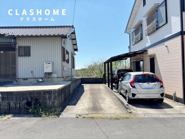 上申間貸家　　刈谷市近郊の賃貸はクラスホームの駐車場