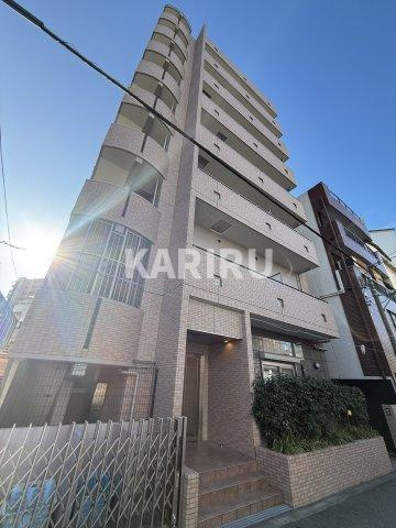 ソレアード昼ヶ丘のエントランス