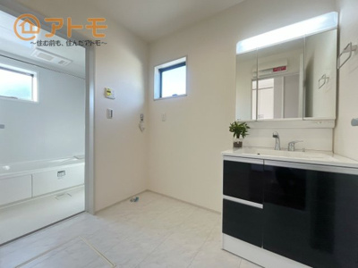 【独立洗面台】 | 富士宮市山本　新築戸建て　全1棟