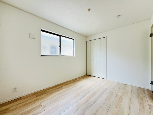 東海市富貴ノ台3-123『仲介手数料無料』新築戸建ての洋室