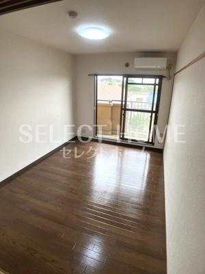 【寝室】 | サンハイム夢来 | 同型タイプ落ち着いて過ごせるお部屋なので、寝室にいかがでしょうか