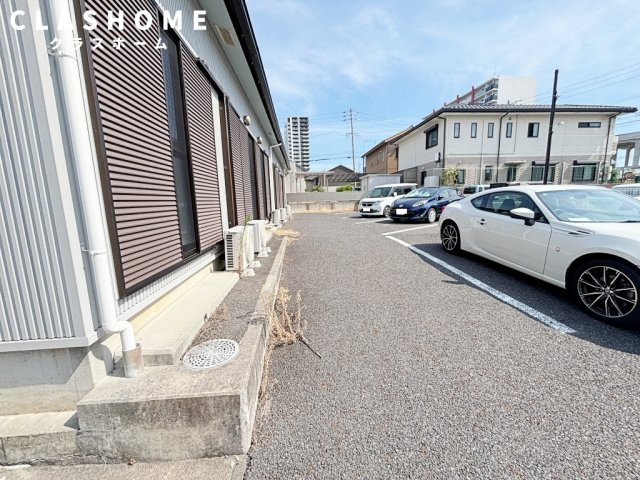 宝町荘　　刈谷市近郊の賃貸はクラスホームの駐車場