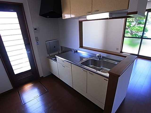 神戸市北区鈴蘭台西町６丁目のテラスのキッチン