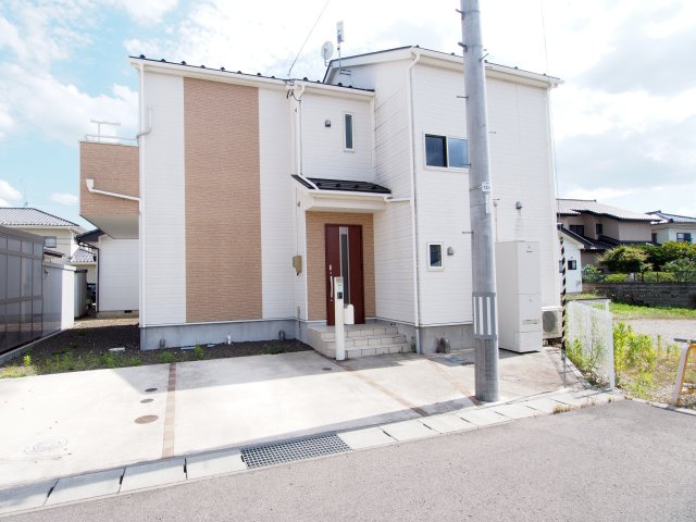 【外観】 | 保原町字久保 | ★内覧予約でブランド米2kg★