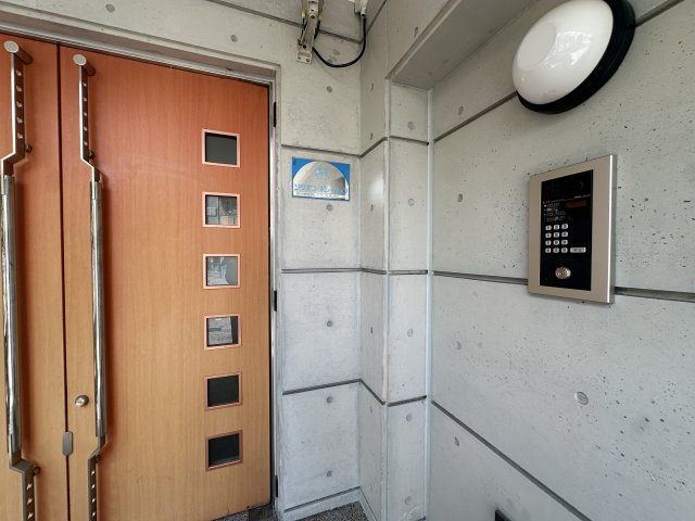 アヴァンシア2000のエントランス