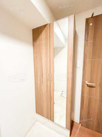 グランシャリオ諏訪野の玄関|シューズボックス付きの玄関☆