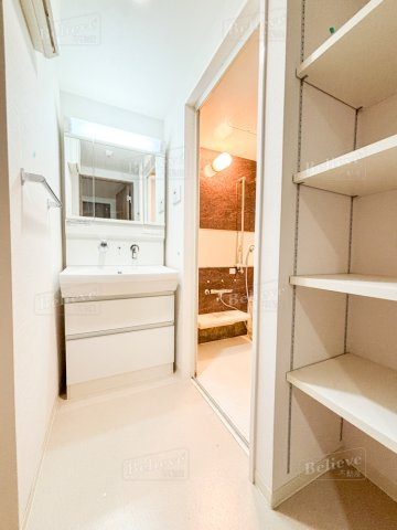 グランシャリオ諏訪野の内装