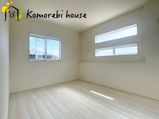上尾市久保　新築一戸建て　ブルーミングガーデン　01の洋室|個人の部屋や寝室として使える洋室です