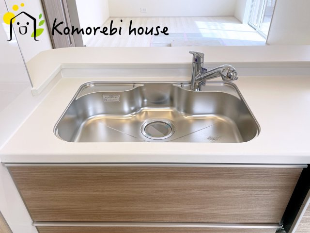 上尾市久保　新築一戸建て　ブルーミングガーデン　01のキッチン|きれいなキッチンです