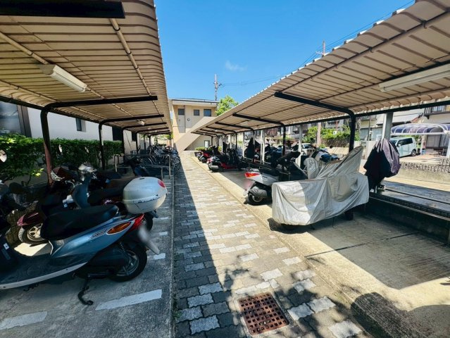 サンシティ桂坂参番館