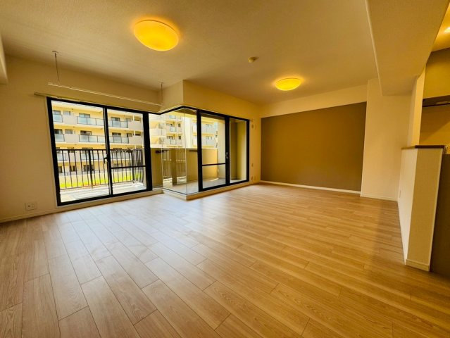 サンシティ桂坂参番館