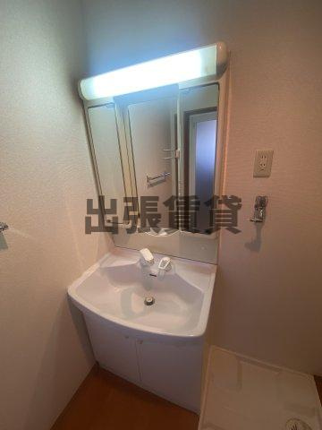 仲介手数料0円！！アプトベロニカの独立洗面台