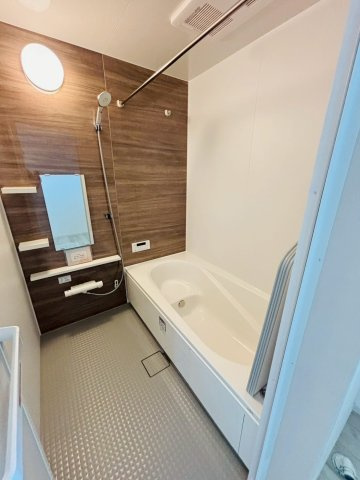 ケイアイグレイス／中央区/黒髪1期／１号棟の浴室|24時間換気・乾燥機能もついてます♪