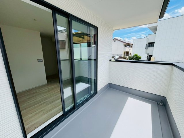 ケイアイグレイス／中央区/黒髪1期／１号棟のバルコニー|屋根付バルコニー♪