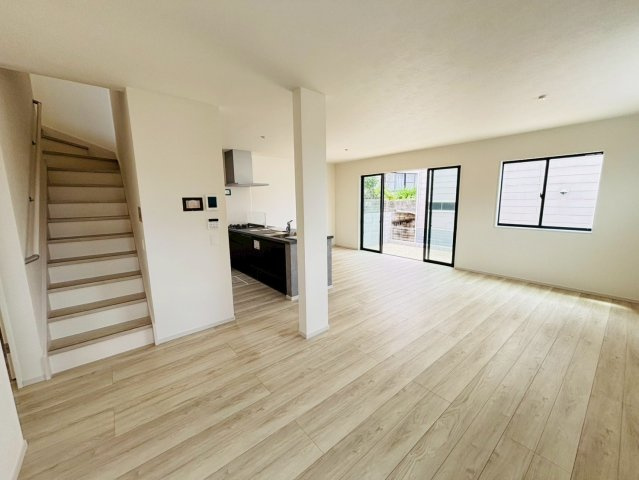 ケイアイグレイス／中央区/黒髪1期／１号棟の居間・リビング|リビング22帖！間仕切りであと1部屋作れます！