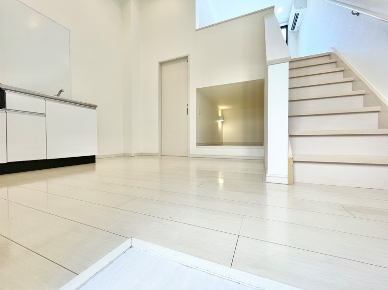 サンエイブリッジⅠの居間・リビング