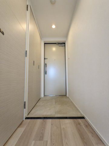 クレストタップ名古屋ウエストの玄関