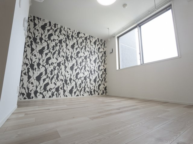 クレストタップ名古屋ウエストの洋室